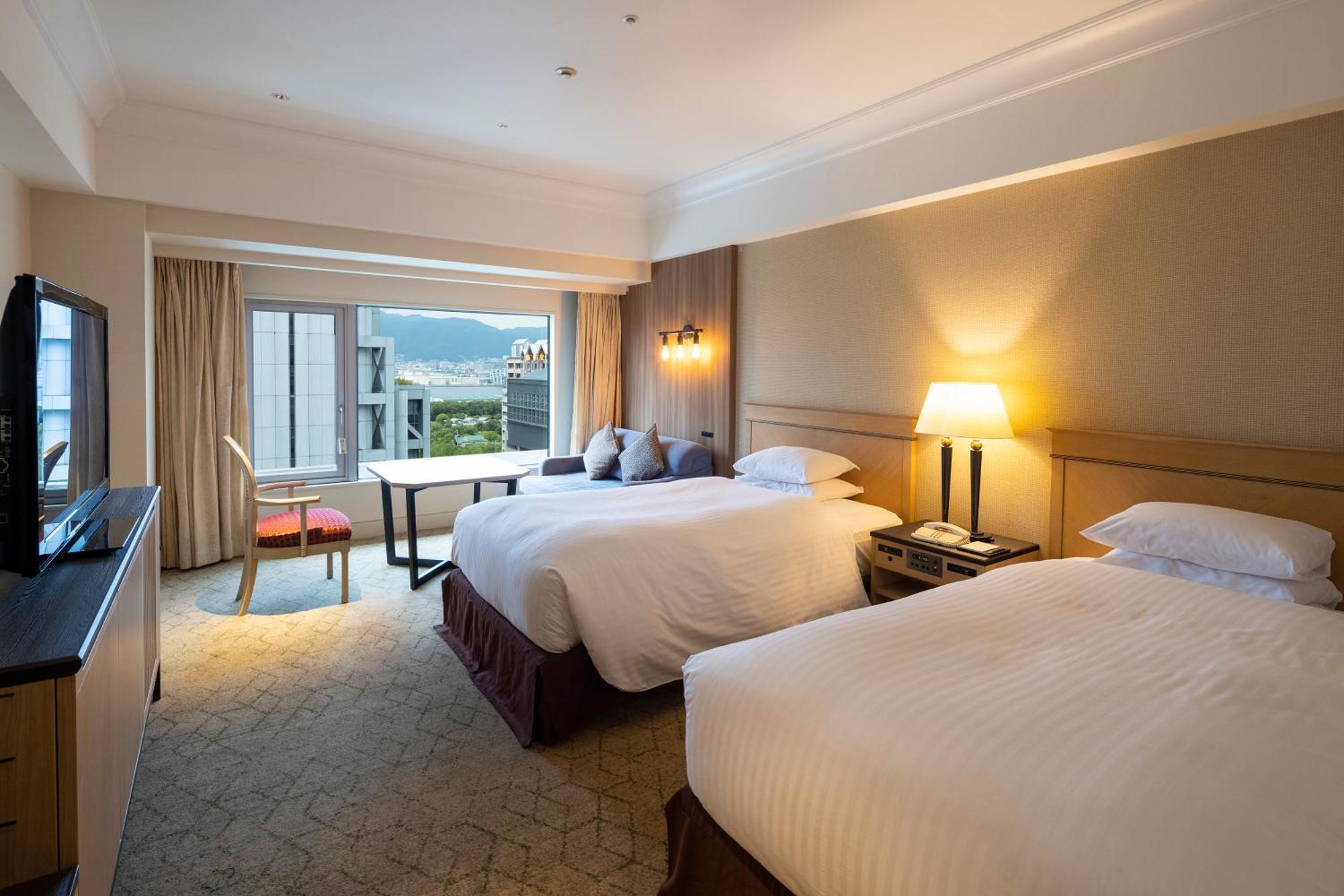 Kobe Bay Sheraton Hotel y Towers Exterior foto