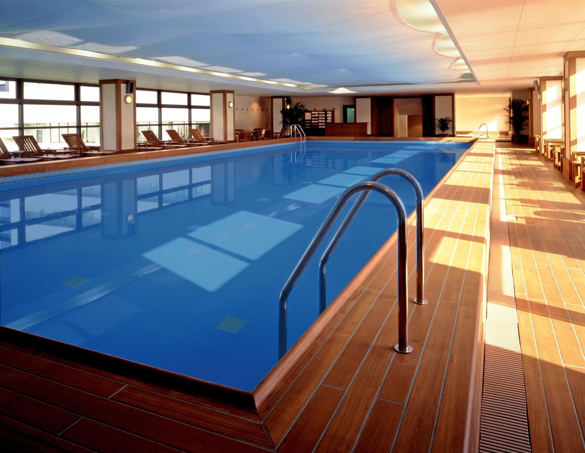Kobe Bay Sheraton Hotel y Towers Facilidades foto